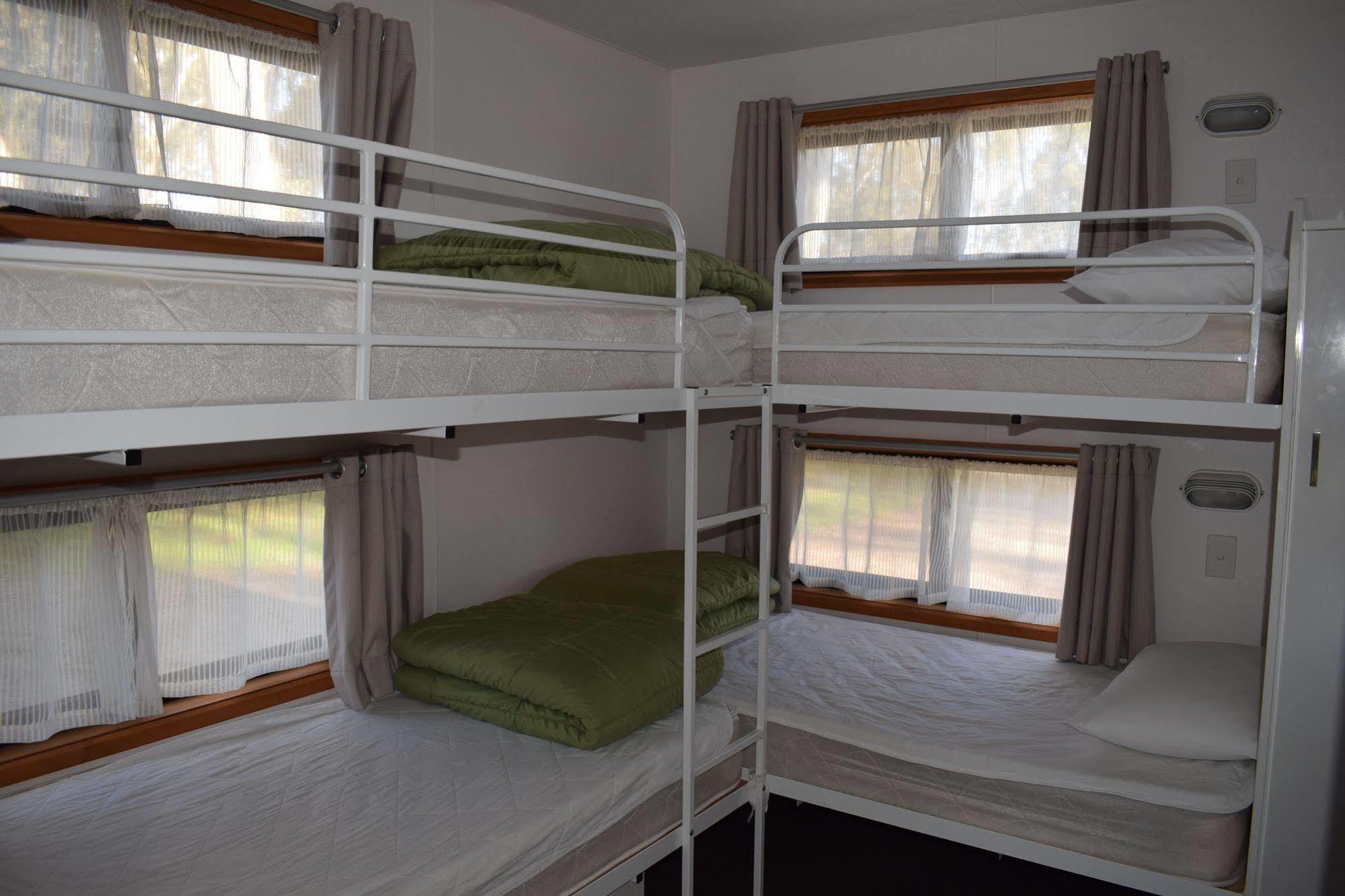 Cohuna Waterfront Holiday Park Eksteriør billede