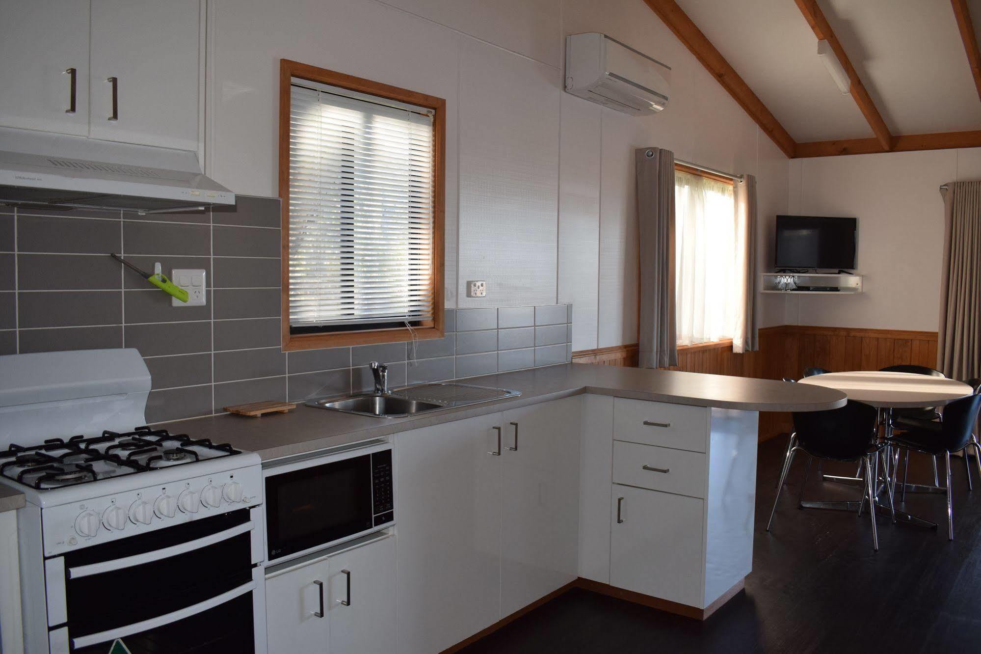 Cohuna Waterfront Holiday Park Eksteriør billede